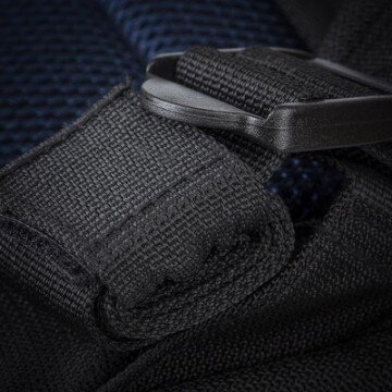 Рюкзак для ноутбука RivaCase 8460 black для ноутбука 17 Рюкзак для ноутбука RivaCase 8460 black для ноутбука 17