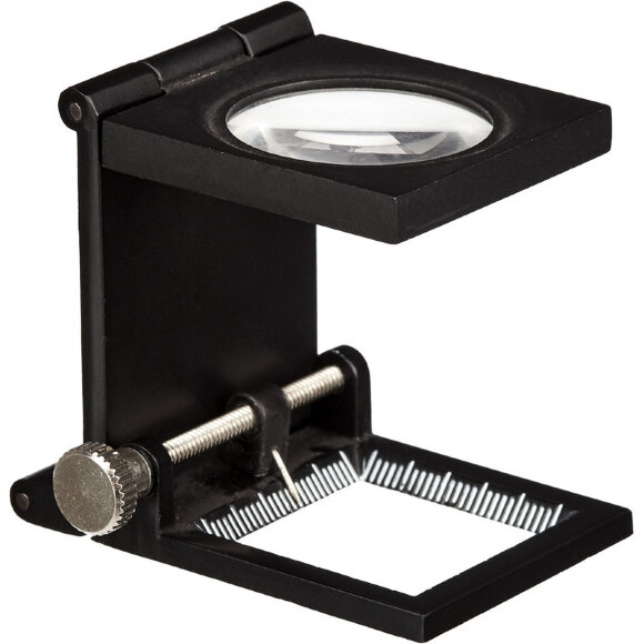 Лупа увеличение х8, диаметр 30мм, цв.черный