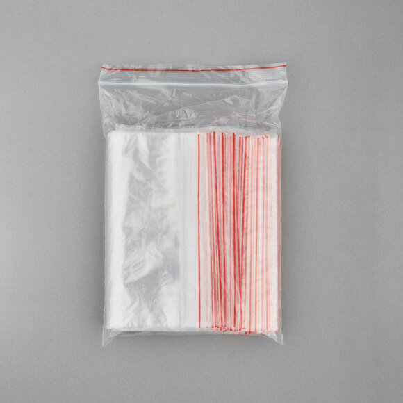 Пакет с замком (Zip Lock) 15 х 20 см, 35 мкм, 100 шт/уп Пакет с замком (Zip Lock) 15 х 20 см, 35 мкм, 100 шт/уп